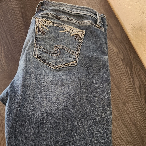 Silver jeans - Picture 1 of 4